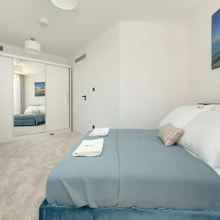 Luxury Close To The Beach,