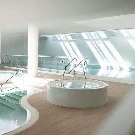 شقة Luxury Close To The Beach, بوبيروفو