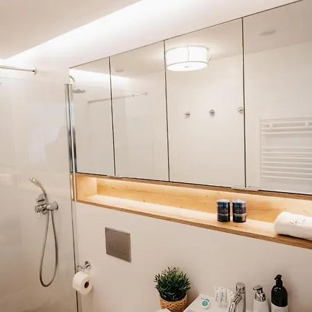 Luxury Close To The Beach, شقة بوبيروفو