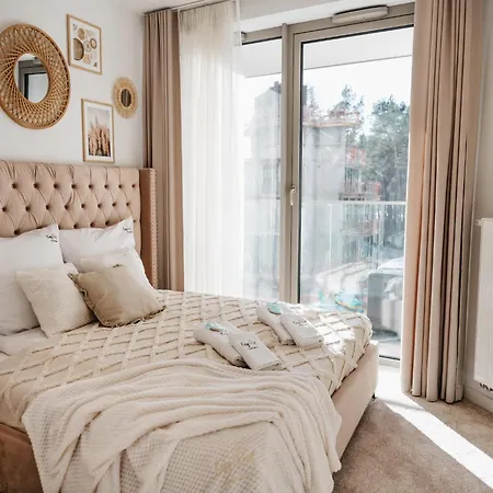 Luxury Close To The Beach, شقة بوبيروفو