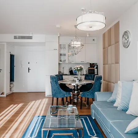 Luxury Close To The Beach, Lejlighed Pobierowo